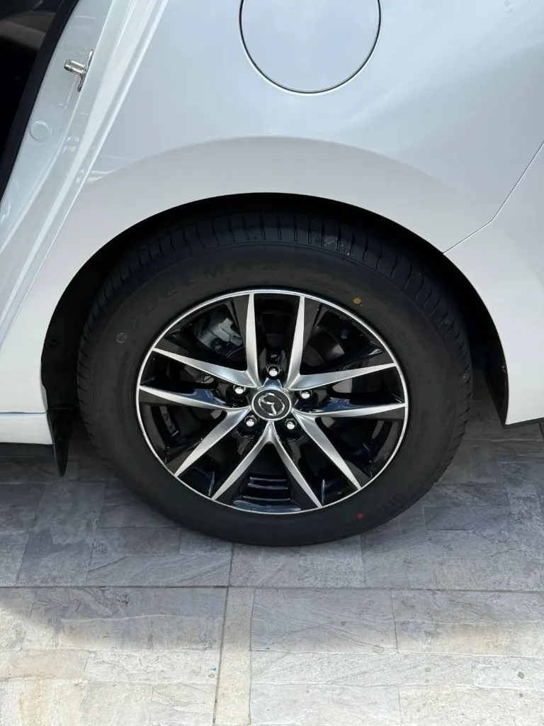 MAZDA 3 TOURING HYBRID 2023 (21).webp