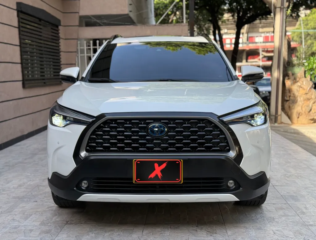 TOYOTA COROLLA CROSS SE-G HYBRID 2024 (2).webp