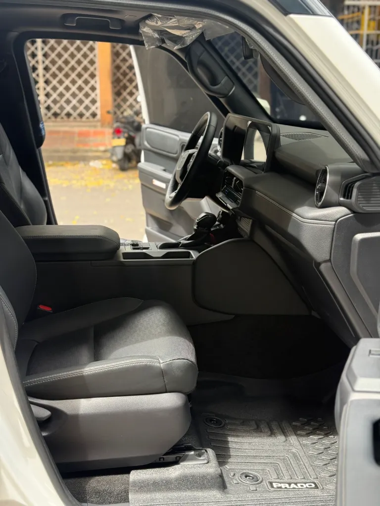 TOYOTA PRADO TX-L 2.8 DIESEL BLINDAJE 2+ 2025 publicar en $469.900 (9).webp