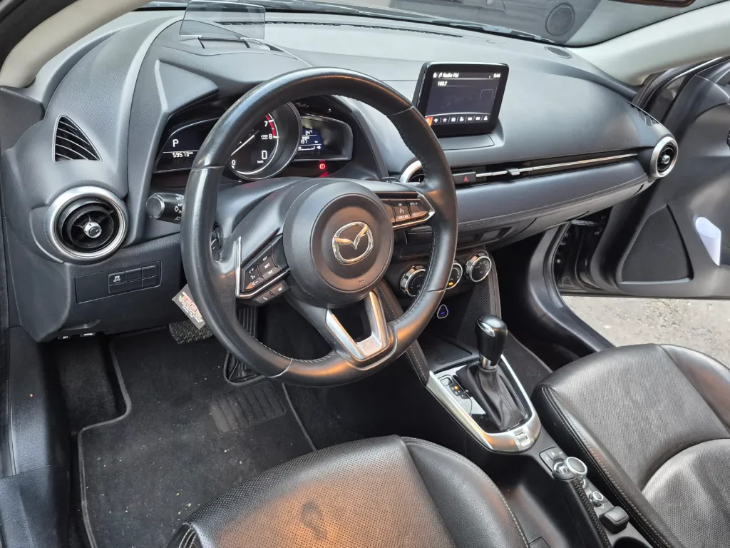 MAZDA 2 SEDAN GRAND TOURING LX 2022
