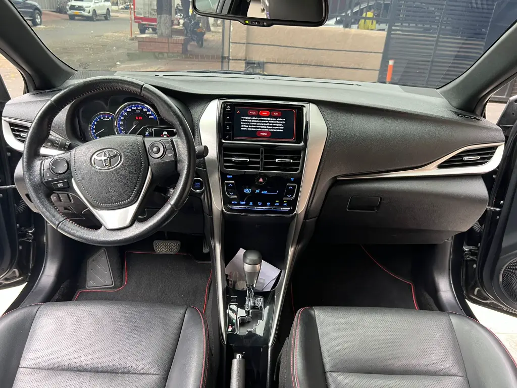 TOYOTA YARIS S TP 2021 (18).webp