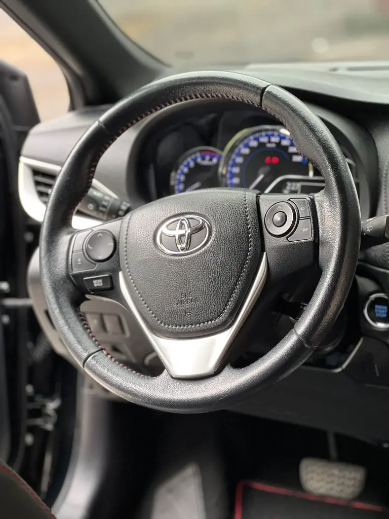 TOYOTA YARIS S TP 2021 (14).webp