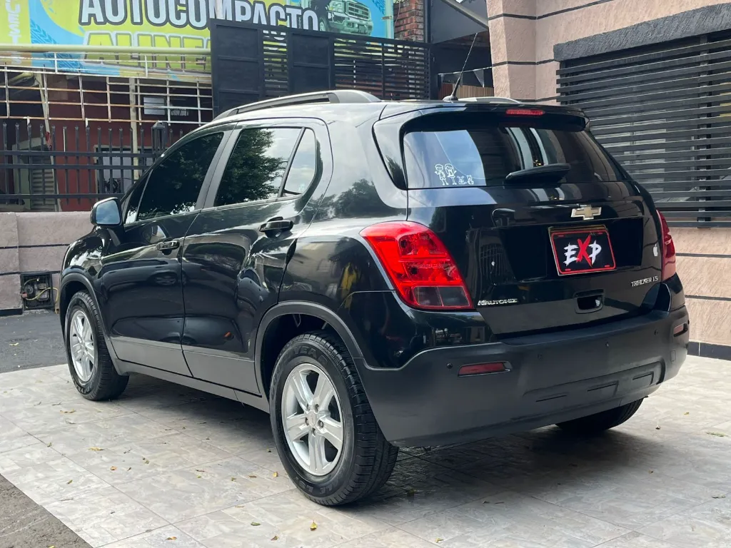 CHEVROLET TRACKER LS AUTOMÁTICA 2016 (4).webp