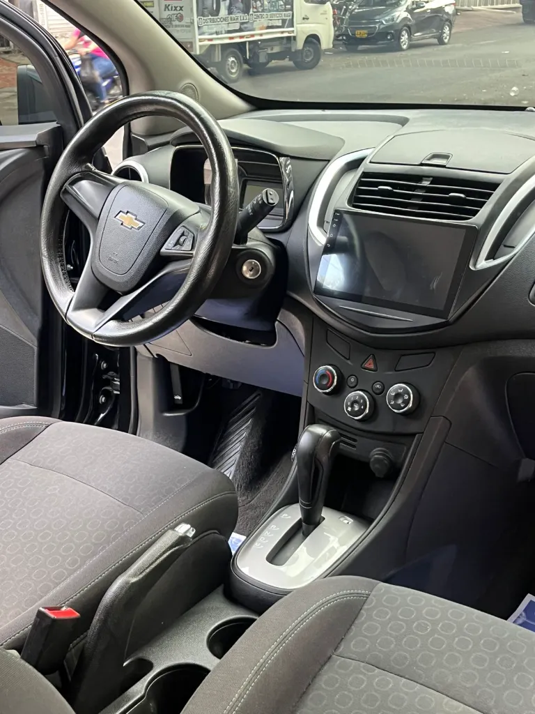 CHEVROLET TRACKER LS AUTOMÁTICA 2016 (12).webp