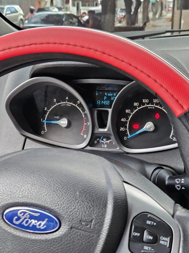 FORD ECOSPORT SE AUTOMATICA 2017  (9).webp