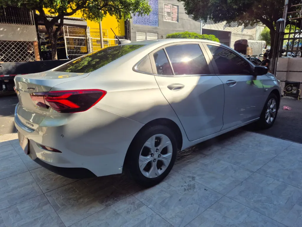 CHEVROLET ONIX PREMIER AUT (7).webp