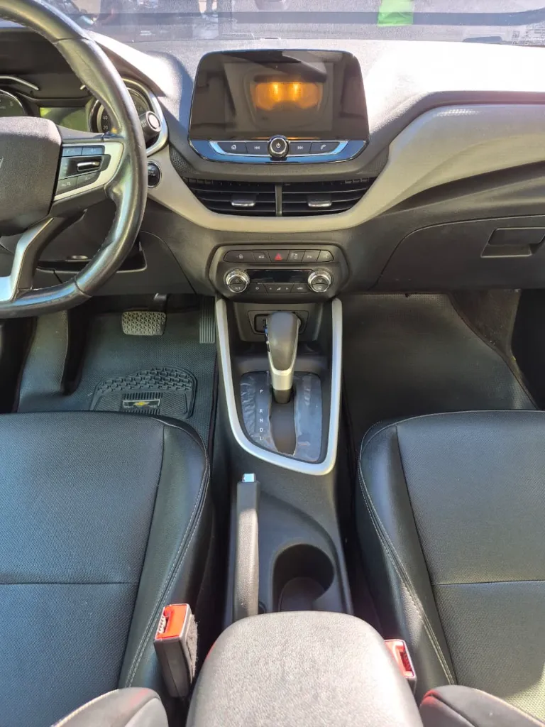 CHEVROLET ONIX PREMIER AUT (18).webp