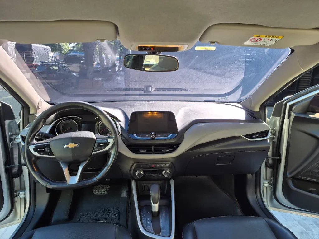 CHEVROLET ONIX PREMIER AUT (20).webp