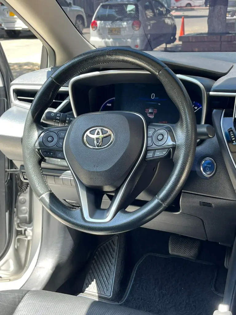 TOYOTA COROLLA SEG HYBRID MOD 2022 (10).webp