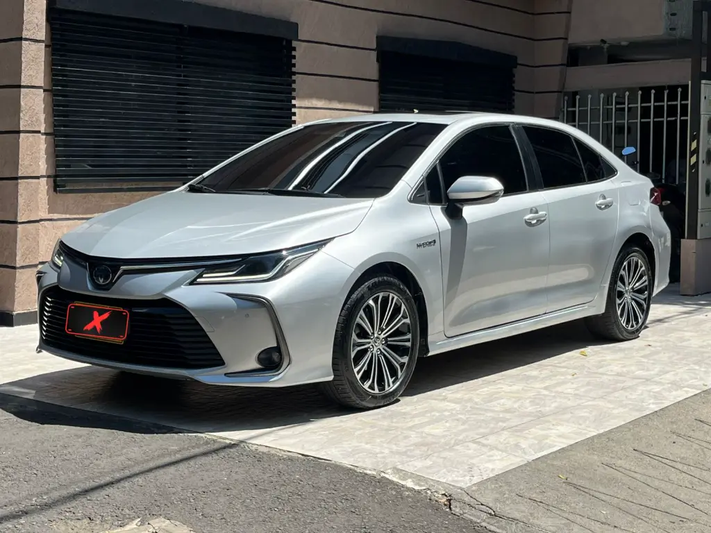 TOYOTA COROLLA SEG HYBRID MOD 2022 (1).webp