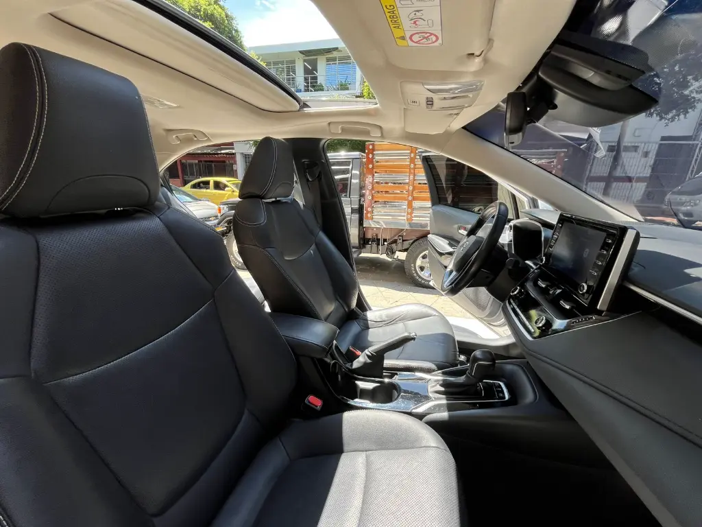 TOYOTA COROLLA SEG HYBRID MOD 2022 (16).webp