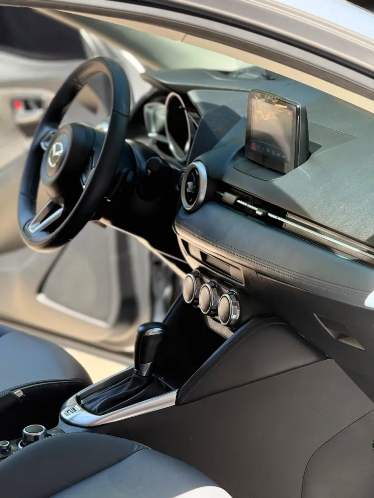 MAZDA 2 GRAND TOURING LX SEDAN 2023