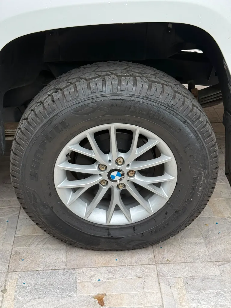 VOLKSWAGEN AMAROK TRENDLINE 4X4 2.0 DIÉSEL MT 2022 (23).webp