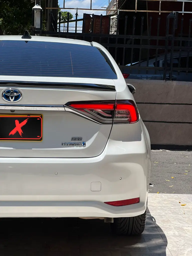 TOYOTA COROLLA SE-G HYBRID 2023 publicar en $115.900 (22).webp