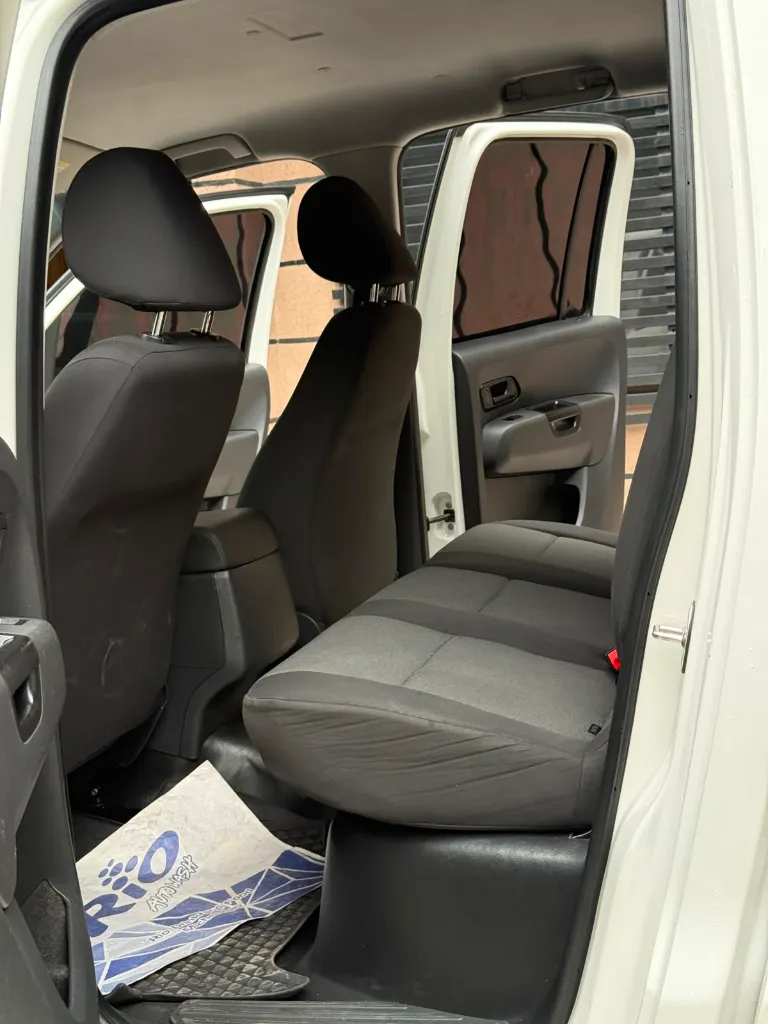 VOLKSWAGEN AMAROK TRENDLINE 4X4 2.0 DIÉSEL MT 2022 (20).webp