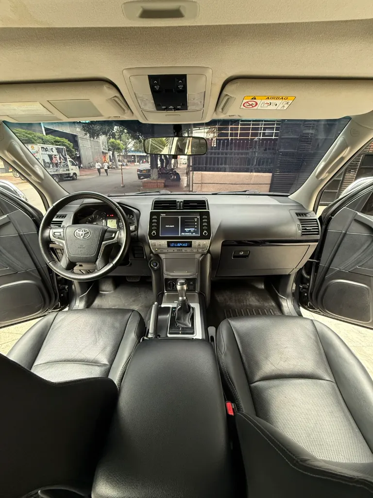 TOYOTA PRADO TX-L 4.0 GASOLINA 2022 (16).webp