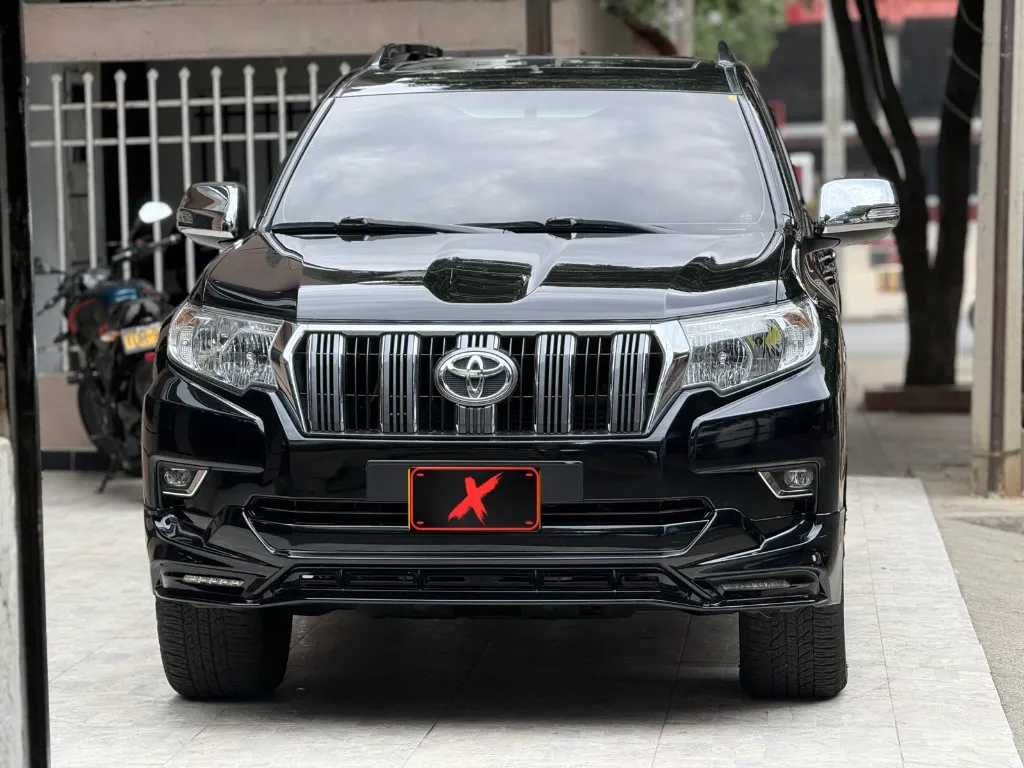 TOYOTA PRADO TX-L 4.0 GASOLINA 2022 (2).webp