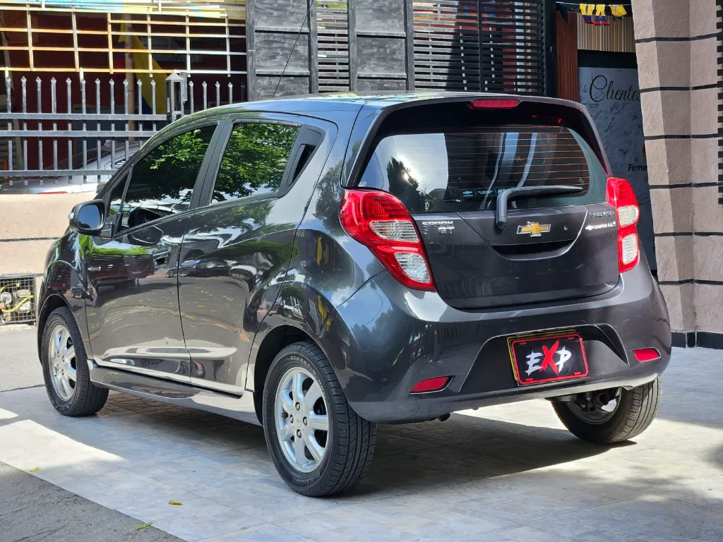CHEVROLET SPARK GT LTZ 2019 (4).webp