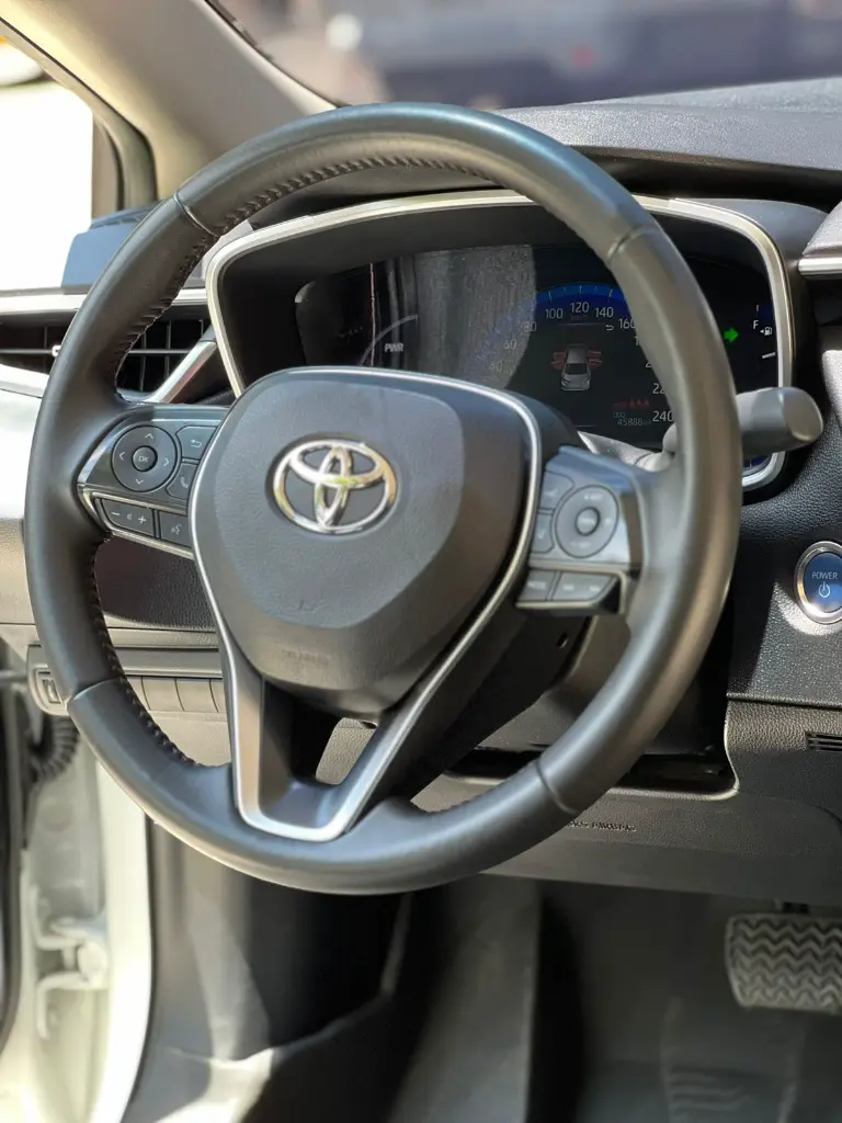 TOYOTA COROLLA SE-G HYBRID 2023 publicar en $115.900 (15).webp
