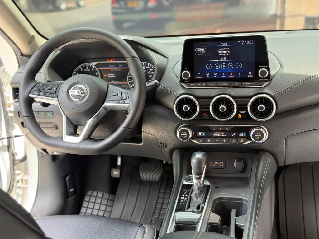 NISSAN SENTRA EXCLUSIVE 2023  (18).webp