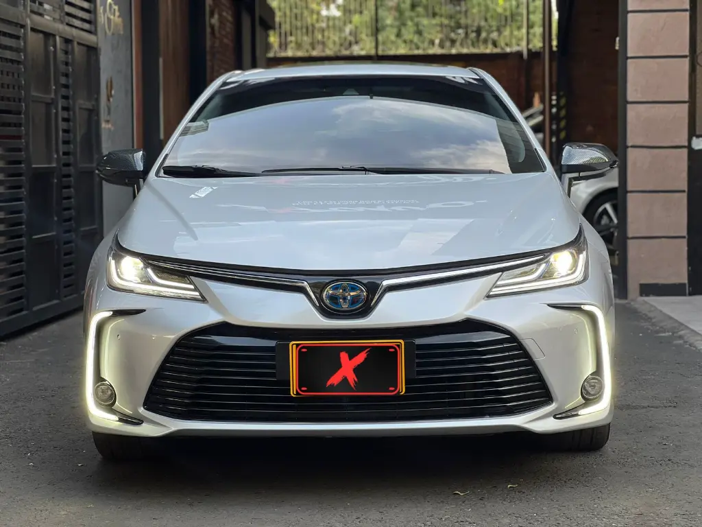 TOYOTA COROLLA SE-G HYBRID 2023 (2).webp