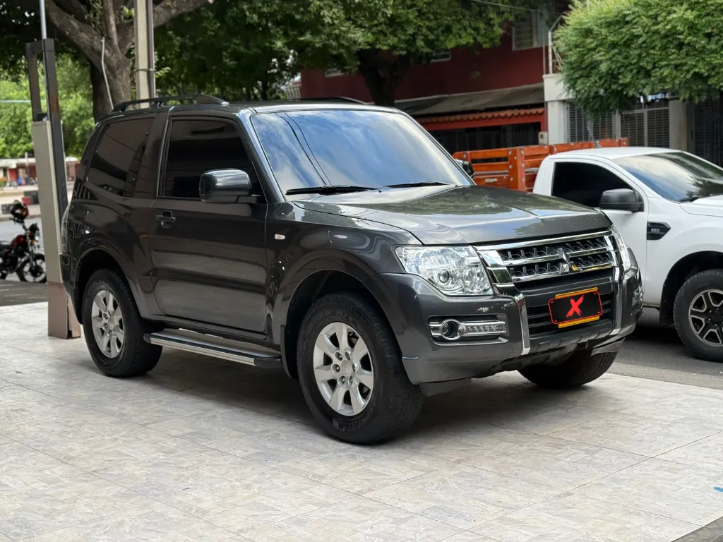 MITSUBISHI MONTERO HARD TOP V6 4X4 MODELO: 2018