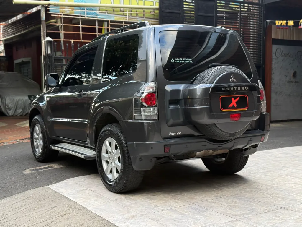 MITSUBISHI MONTERO HARD TOP V6 4X4 MODELO: 2018