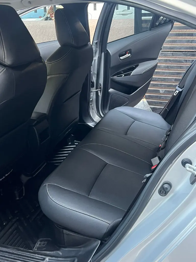 TOYOTA COROLLA SE-G HYBRID 2023 (19).webp