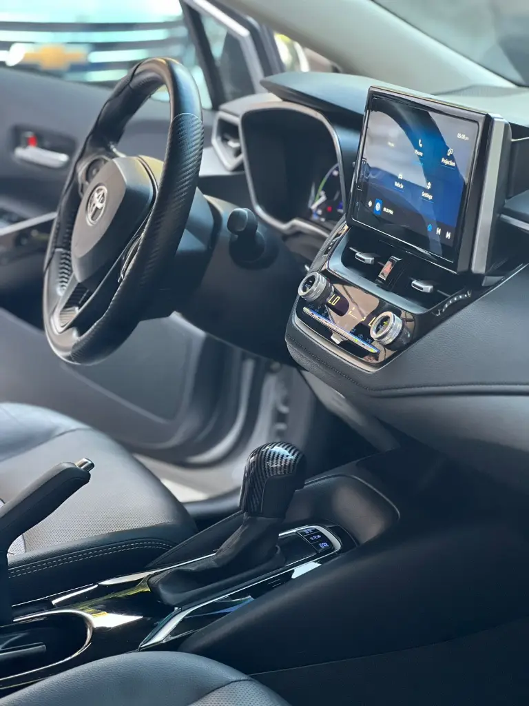 TOYOTA COROLLA SE-G HYBRID 2023 (12).webp