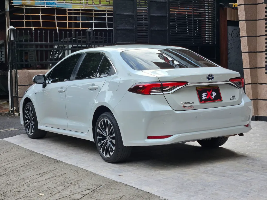 TOYOTA COROLLA SEG HEV 2025