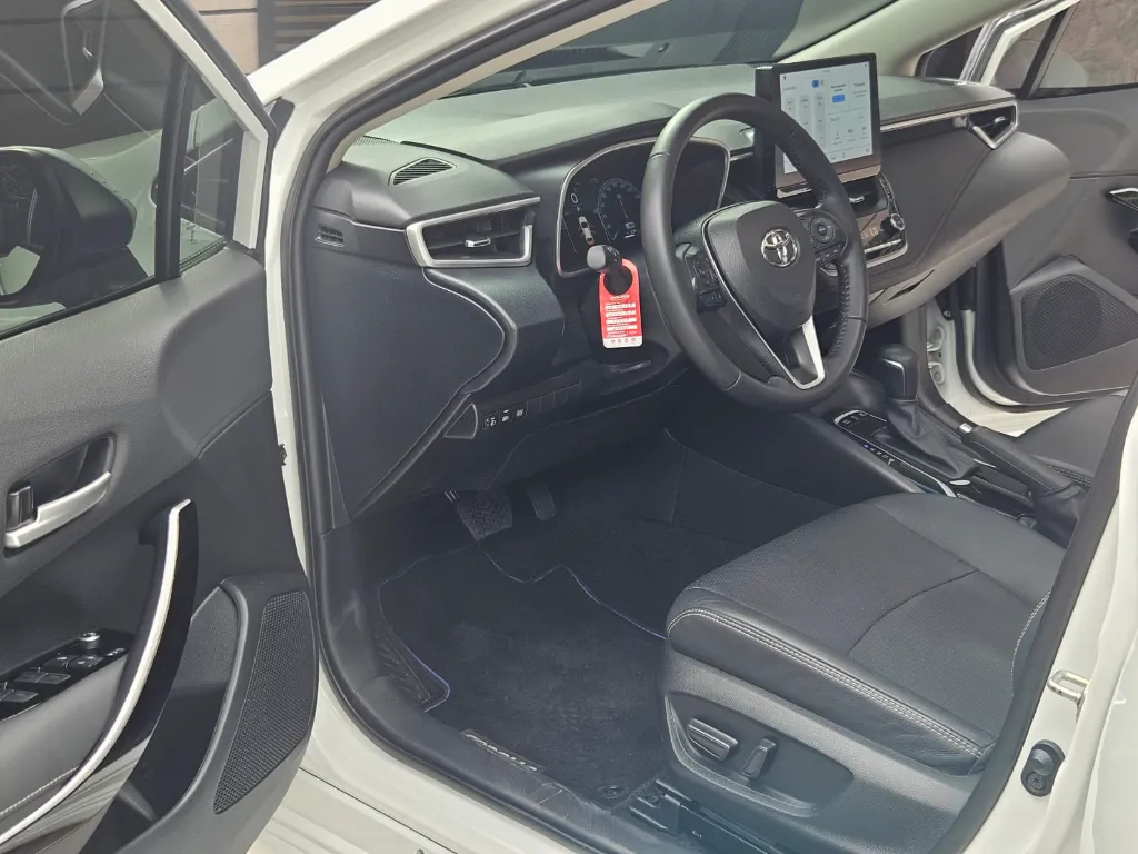 TOYOTA COROLLA SEG HEV 2025