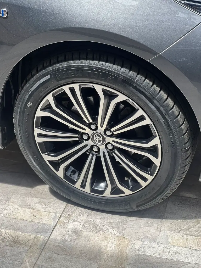 TOYOTA COROLLA SE-G HYBRID 2023  (10).webp