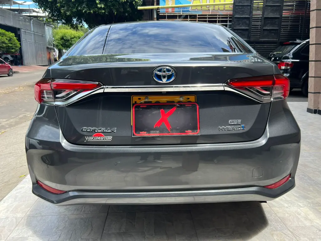 TOYOTA COROLLA SE-G HYBRID 2023  (5).webp