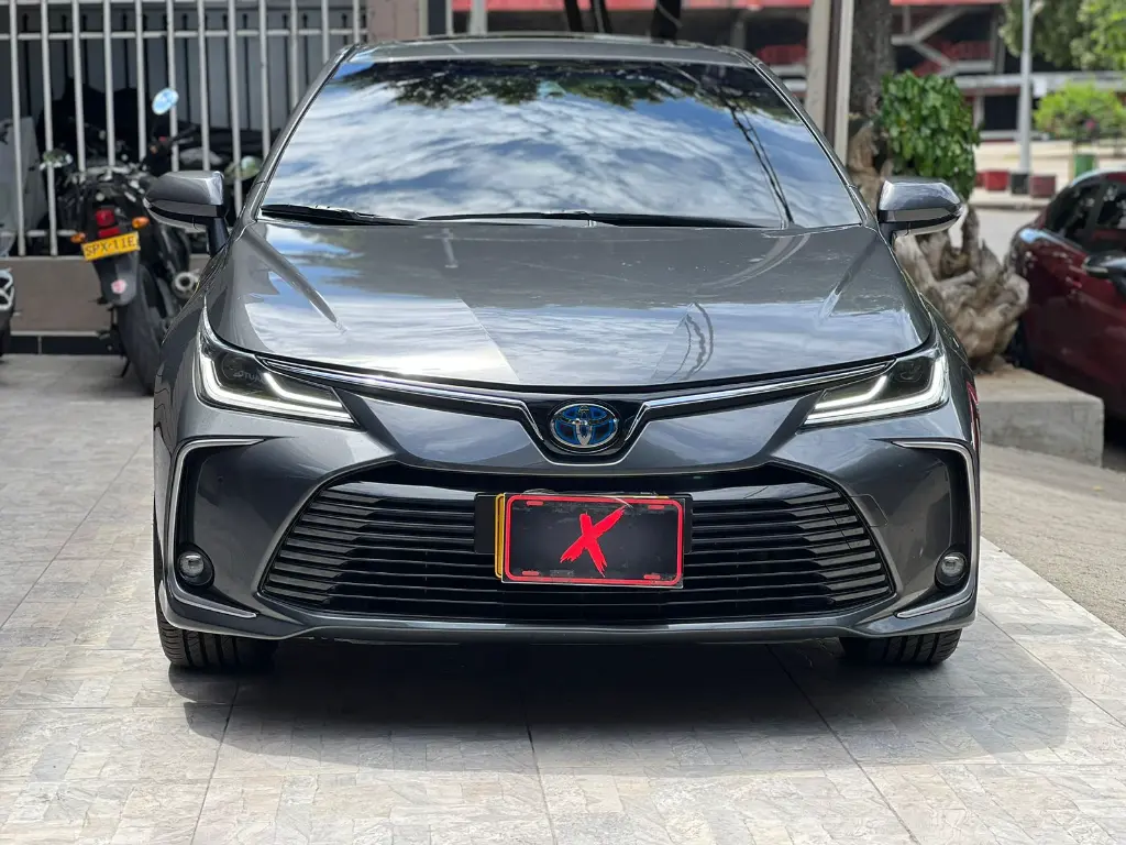 TOYOTA COROLLA SE-G HYBRID 2023  (2).webp