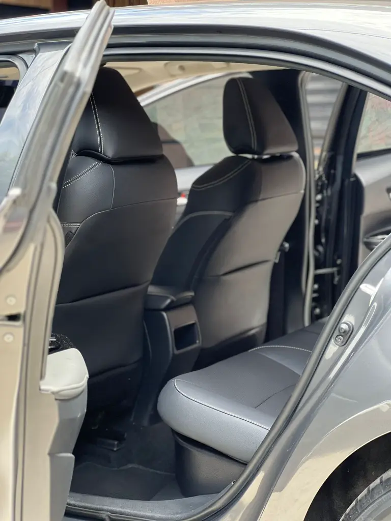 TOYOTA COROLLA SE-G HYBRID 2023  (21).webp