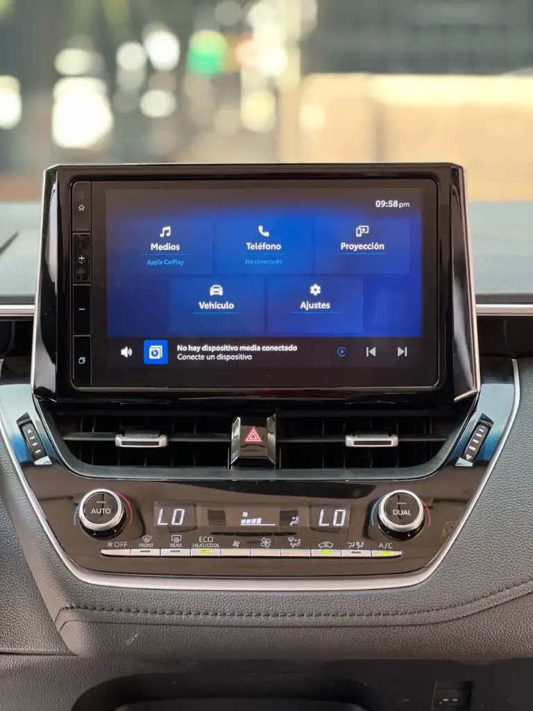 TOYOTA COROLLA SE-G HYBRID 2023 (19).webp