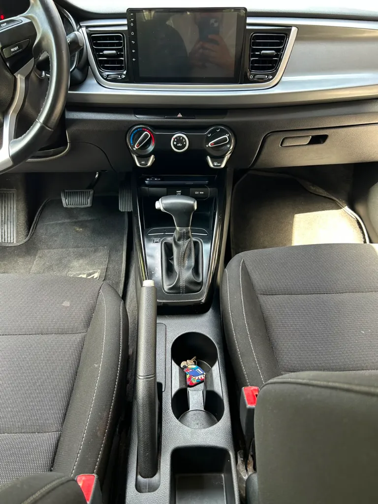 KIA RIO VIBRANT 2024