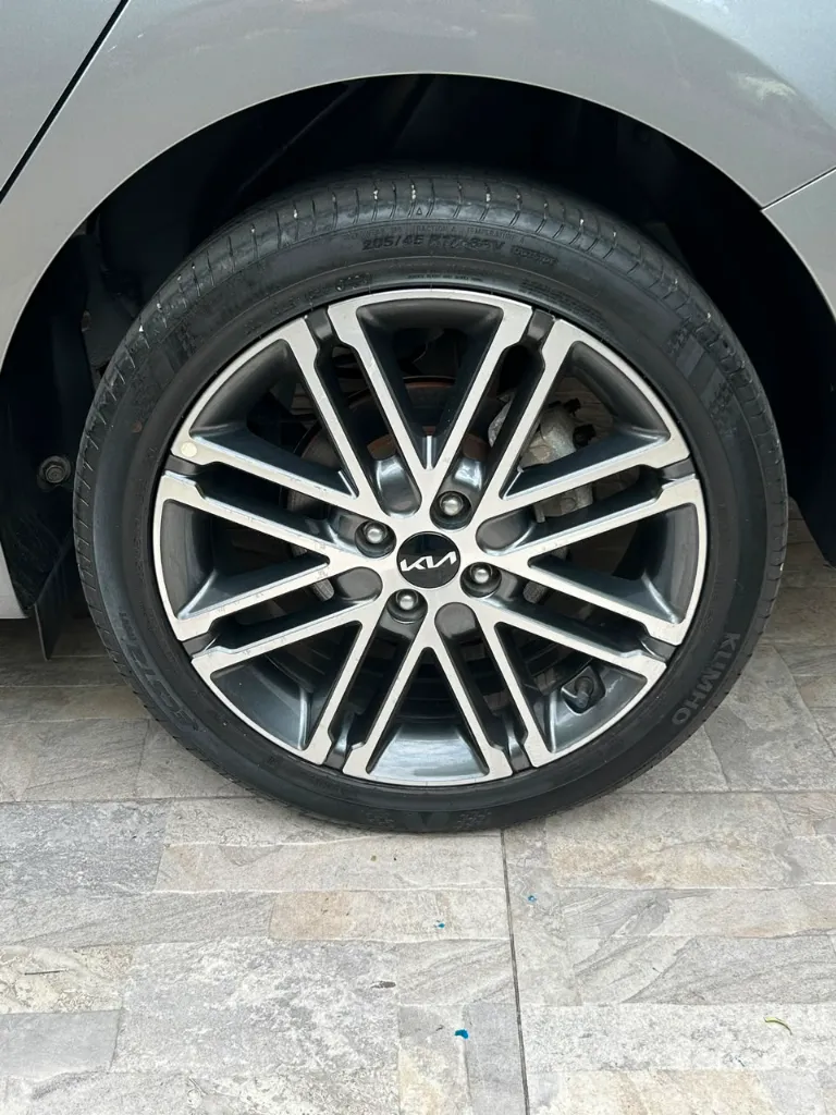 KIA RIO VIBRANT 2024