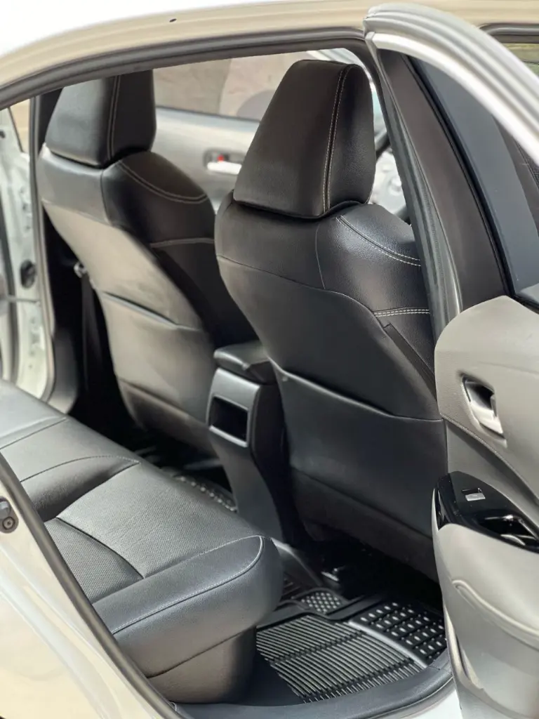 TOYOTA COROLLA SE-G HYBRID 2023 (16).webp