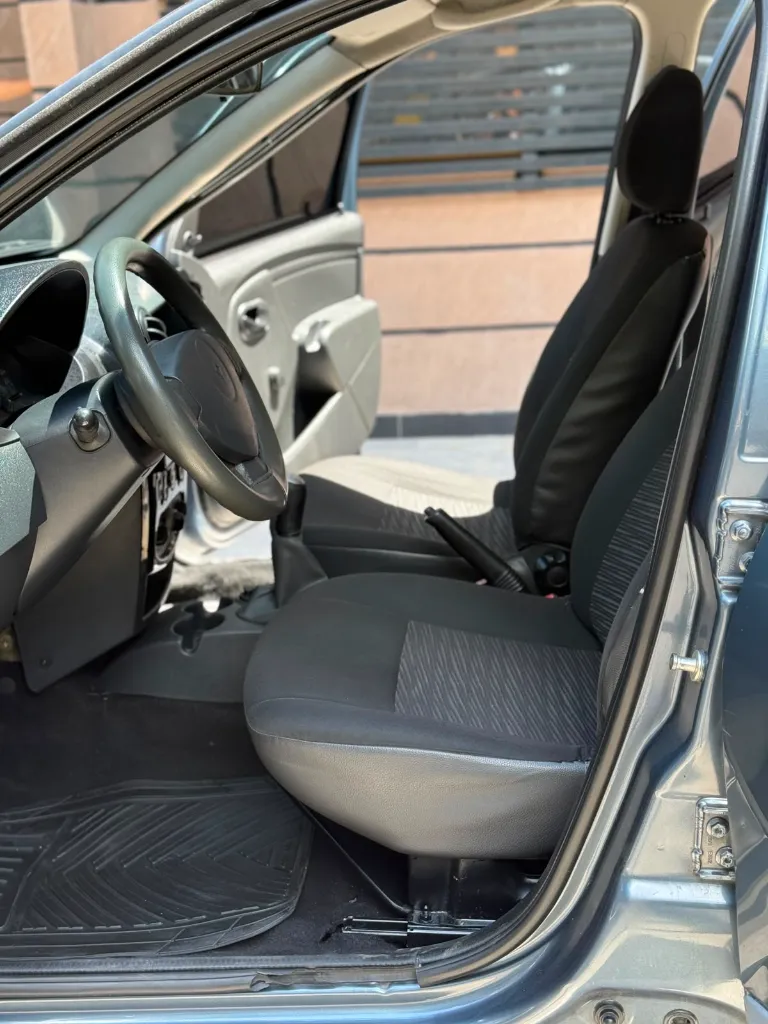 RENAULT SANDERO AUTHENTIQUE MT 2012 (10).webp