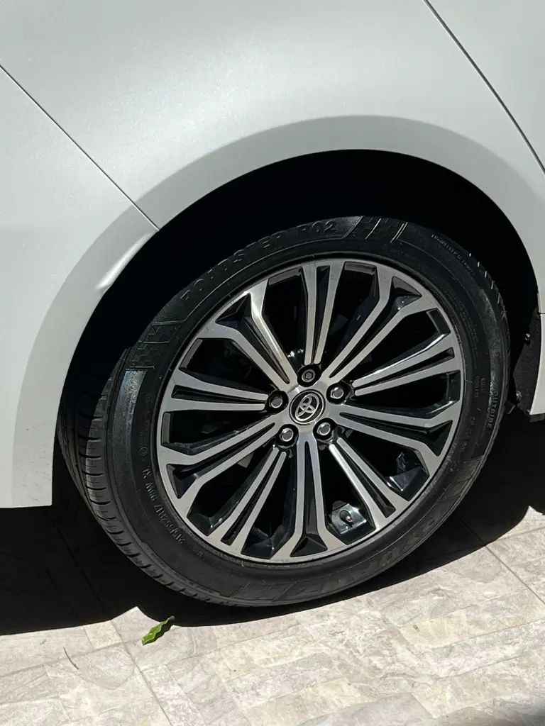 TOYOTA COROLLA SE-G HYBRID 2023 (21).webp