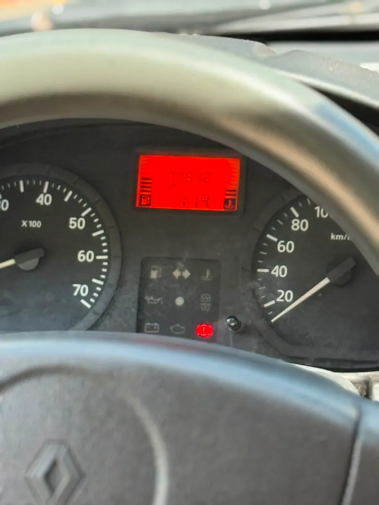 RENAULT SANDERO AUTHENTIQUE MT 2012 (19).webp