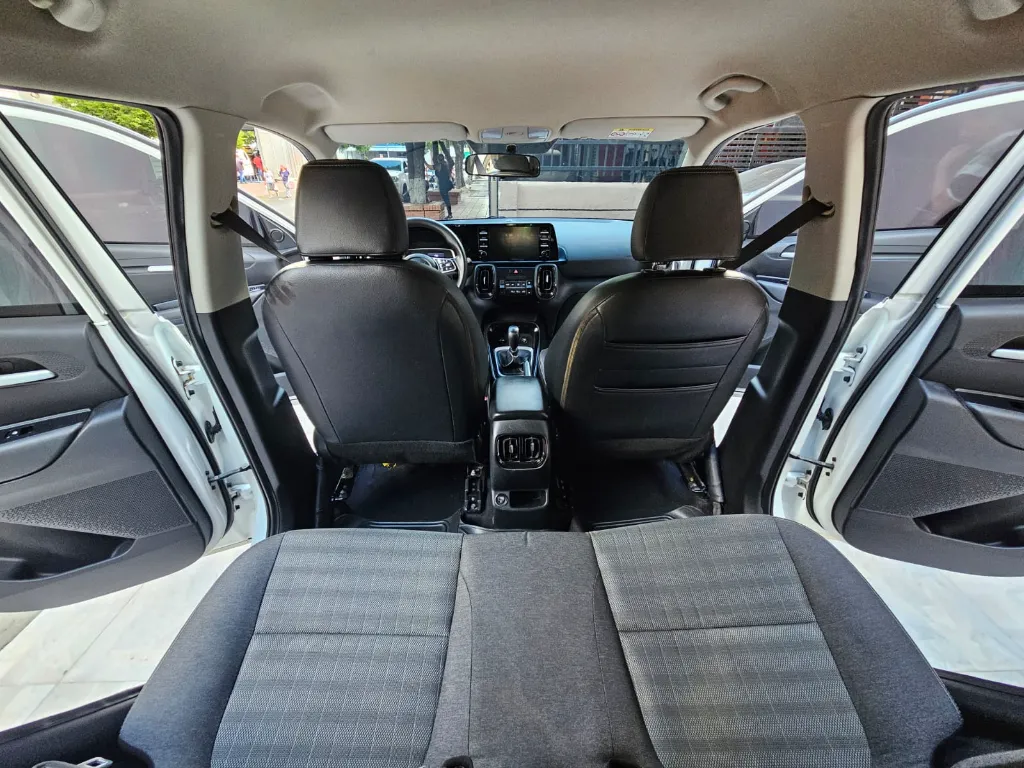 KIA SONET VIBRANT MEC 2022 (16).webp