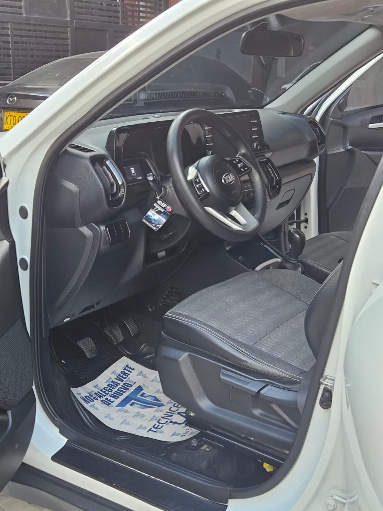 KIA SONET VIBRANT MEC 2022 (18).webp