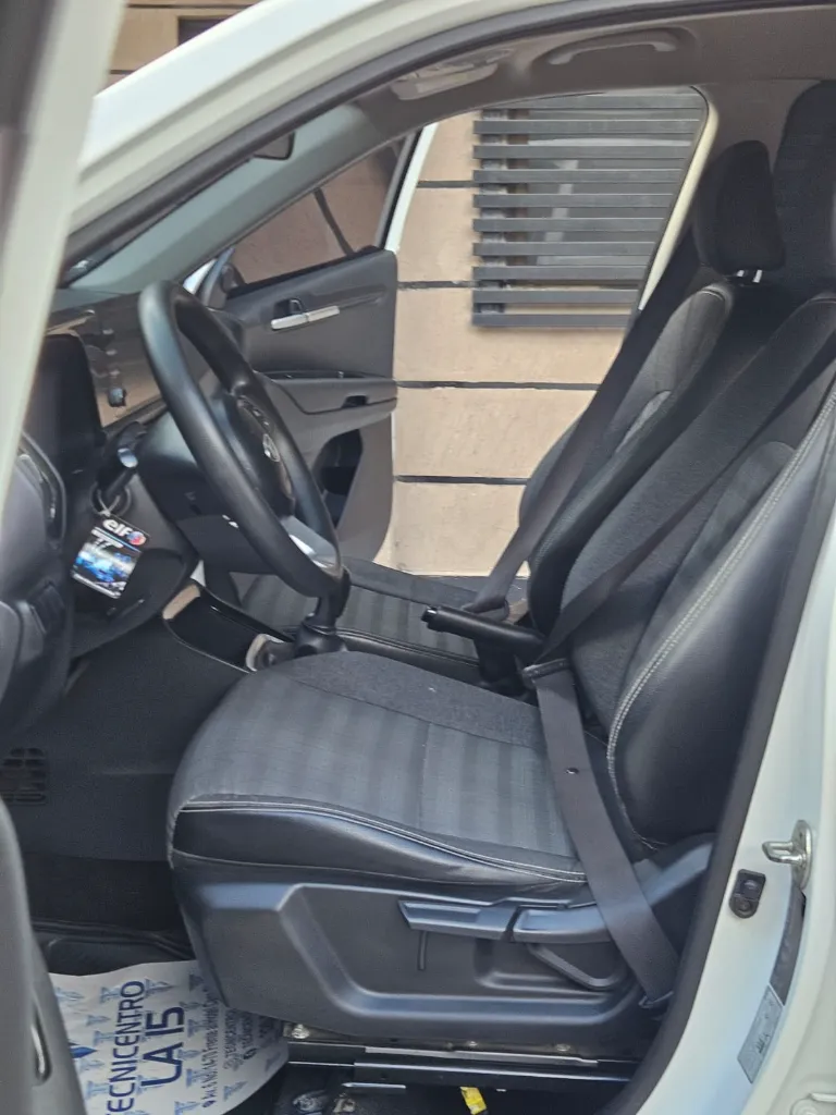 KIA SONET VIBRANT MEC 2022 (15).webp