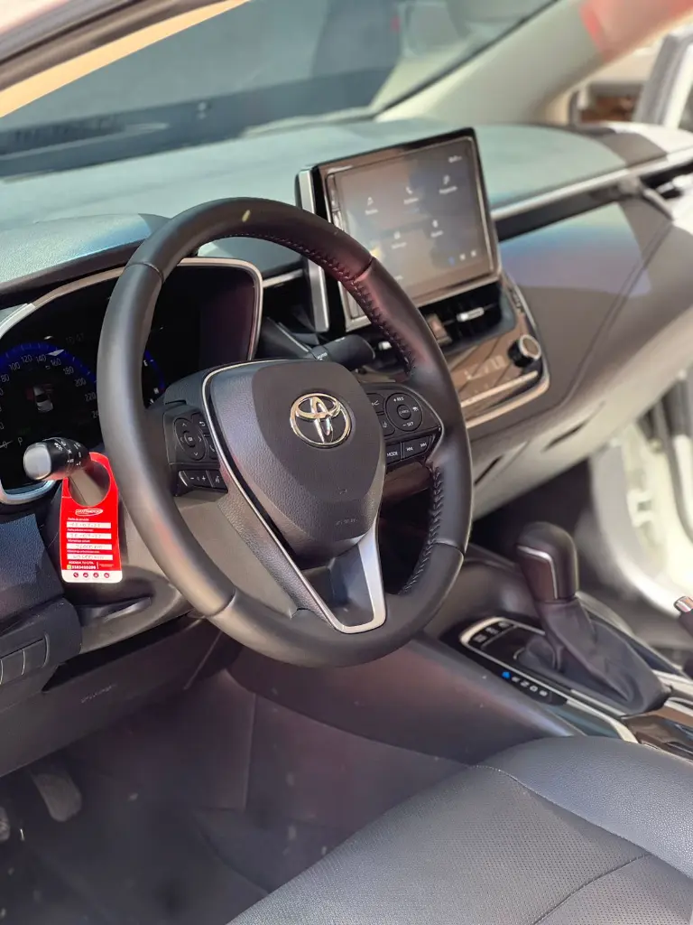 TOYOTA COROLLA SE-G HYBRID 2023 (8).webp