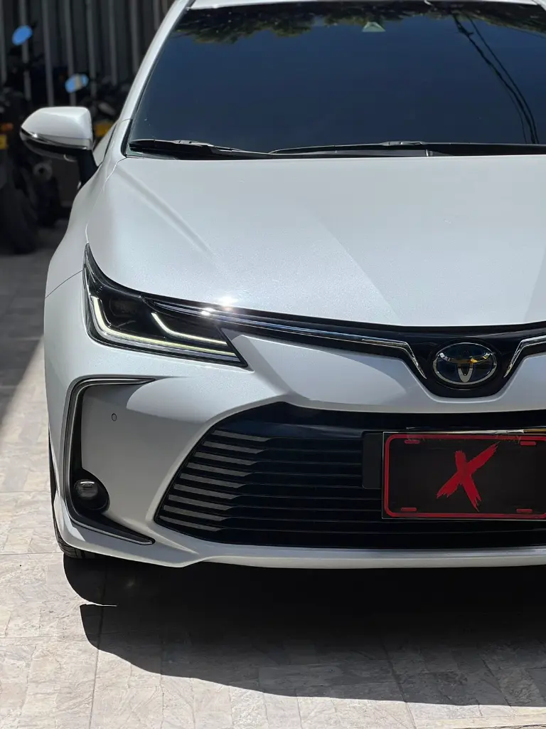 TOYOTA COROLLA SE-G HYBRID 2023 (19).webp