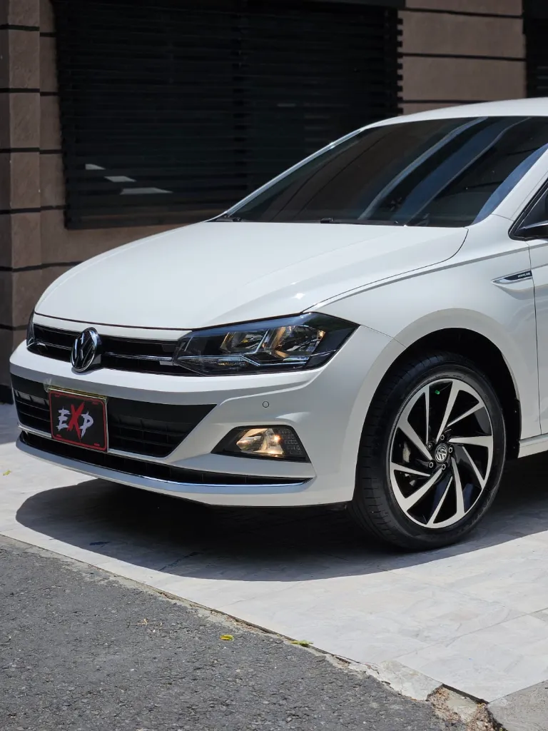 VOLKSWAGEN VIRTUS HIGHLINE 2022