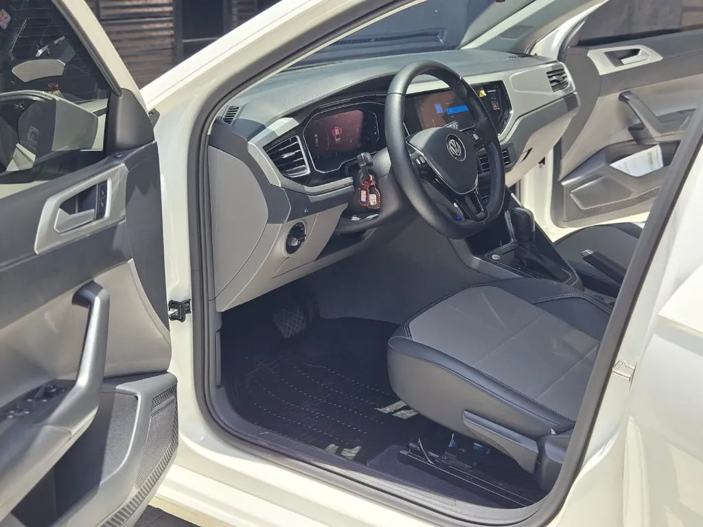 VOLKSWAGEN VIRTUS HIGHLINE 2022