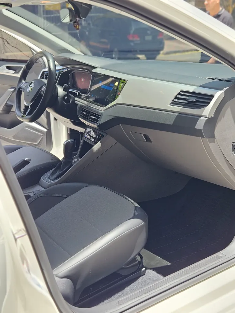 VOLKSWAGEN VIRTUS HIGHLINE 2022